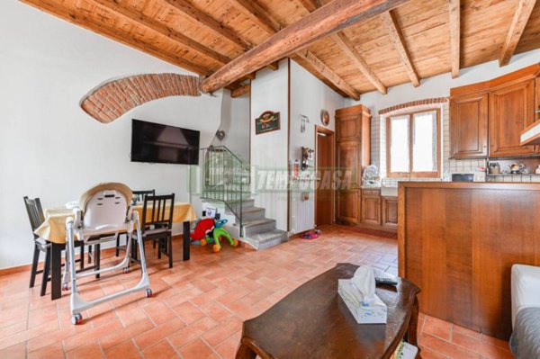 appartamento in vendita a Vimercate in zona Oreno