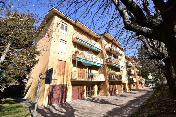 appartamento in vendita a Vimercate in zona Centro Storico