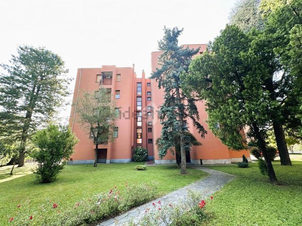 appartamento in vendita a Vimercate
