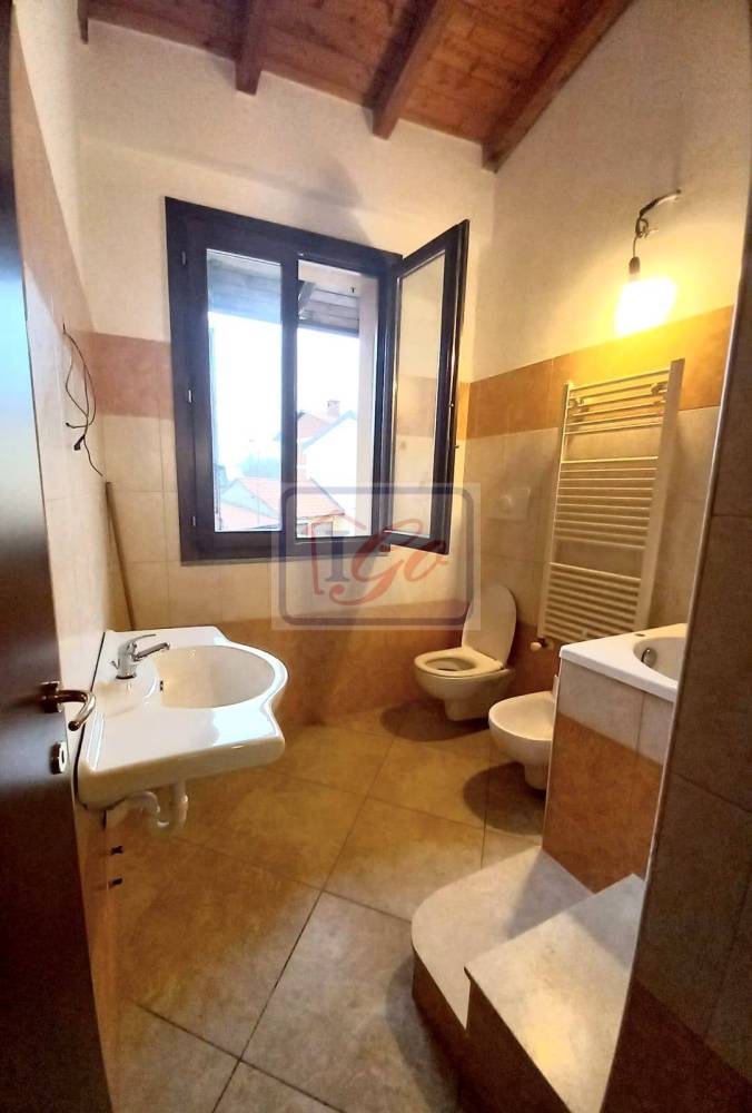 casa indipendente in vendita a Vimercate