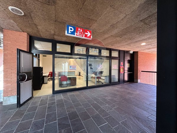 ufficio in vendita a Vimercate