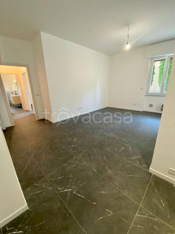 appartamento in vendita a Vimercate in zona Centro Storico
