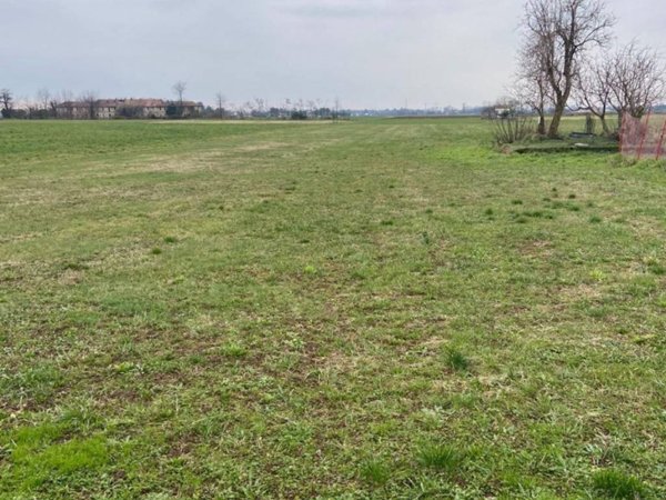 terreno agricolo in vendita a Vimercate in zona Velasca