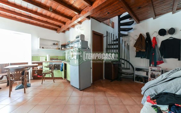 appartamento in vendita a Vimercate