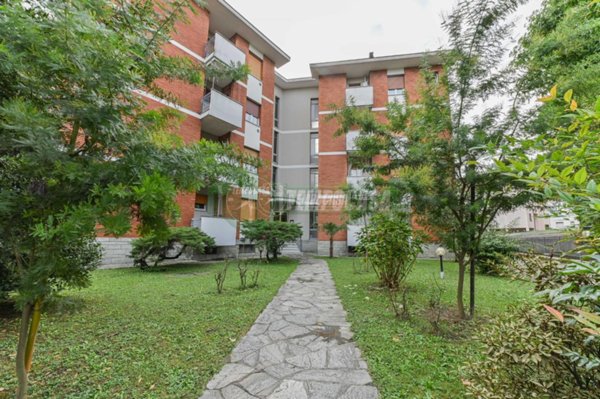 appartamento in vendita a Vimercate