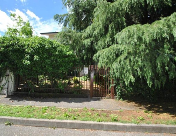 casa indipendente in vendita a Vimercate in zona Oreno
