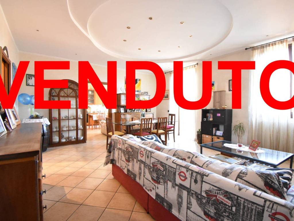 appartamento in vendita a Vimercate