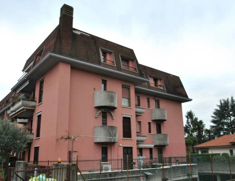 appartamento in vendita a Vimercate in zona Centro Storico