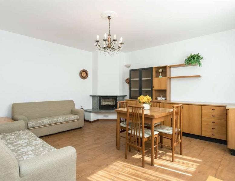 appartamento in vendita a Vimercate in zona Ruginello / Oldaniga