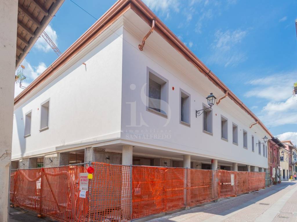 appartamento in vendita a Vimercate in zona Centro Storico