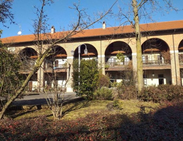 appartamento in vendita a Vimercate in zona Oreno