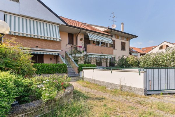 appartamento in vendita a Vimercate