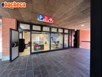 ufficio in vendita a Vimercate