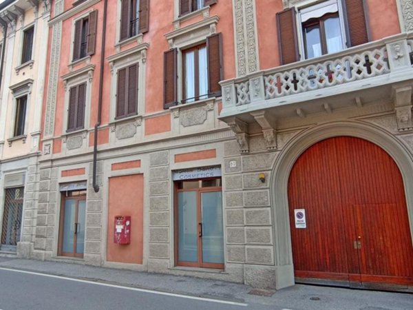 ufficio in vendita a Vimercate in zona Centro Storico