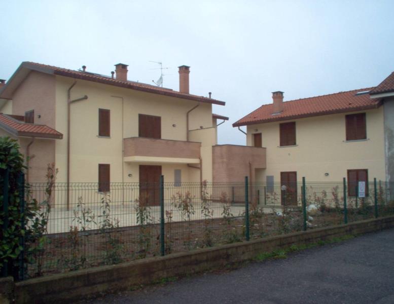 appartamento in vendita a Vimercate in zona Oreno
