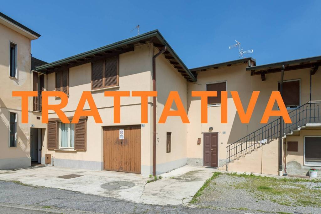 appartamento in vendita a Vimercate in zona Ruginello / Oldaniga