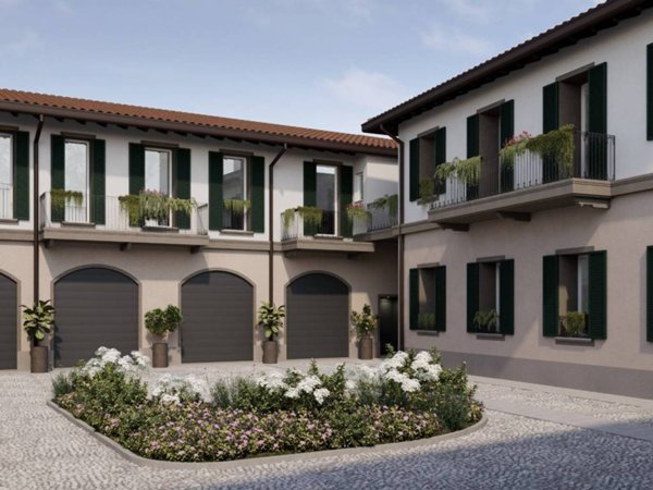 appartamento in vendita a Vimercate in zona Centro Storico