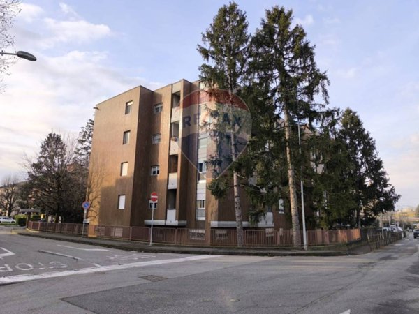appartamento in vendita a Vimercate