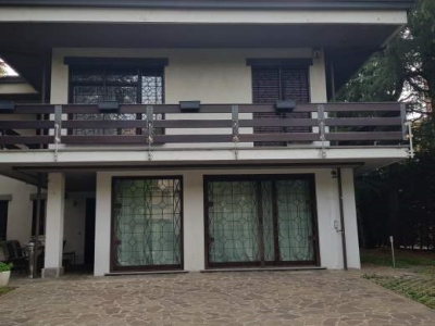 casa indipendente in vendita a Vimercate