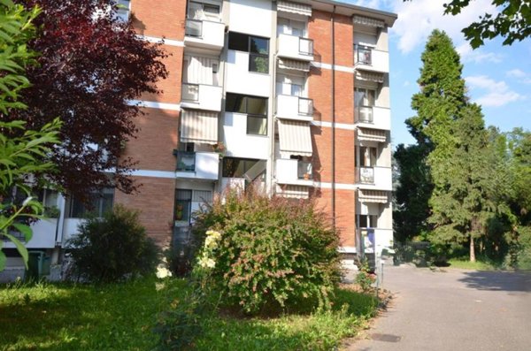 appartamento in vendita a Vimercate in zona Centro Storico