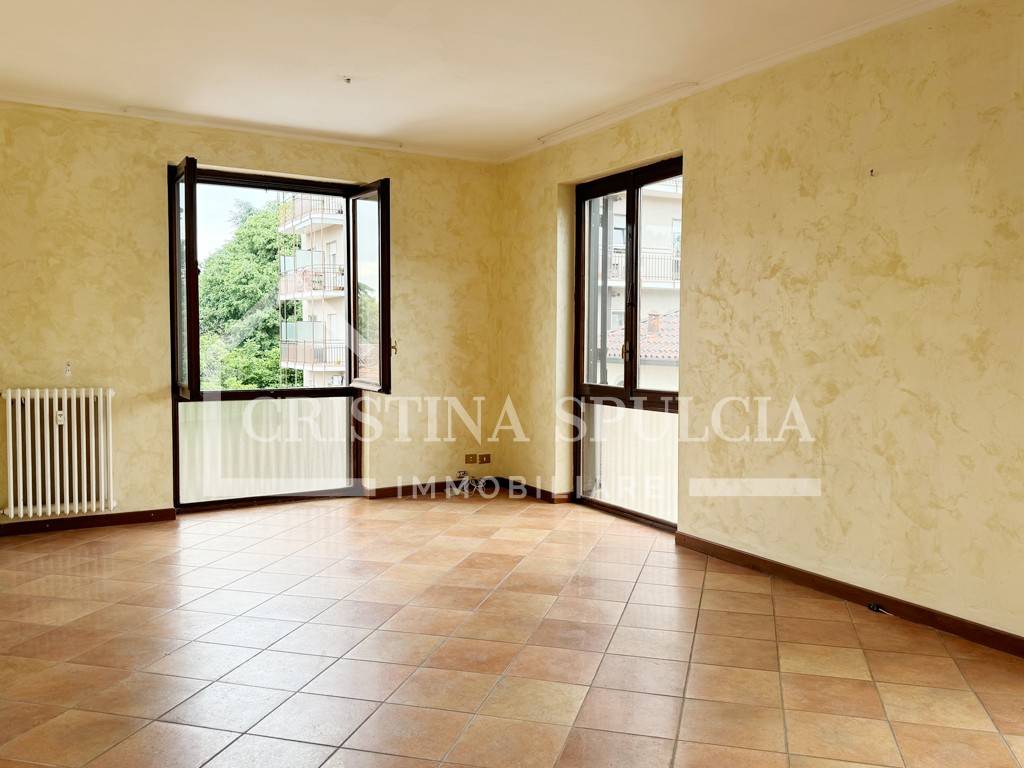 appartamento in vendita a Vimercate in zona Centro Storico