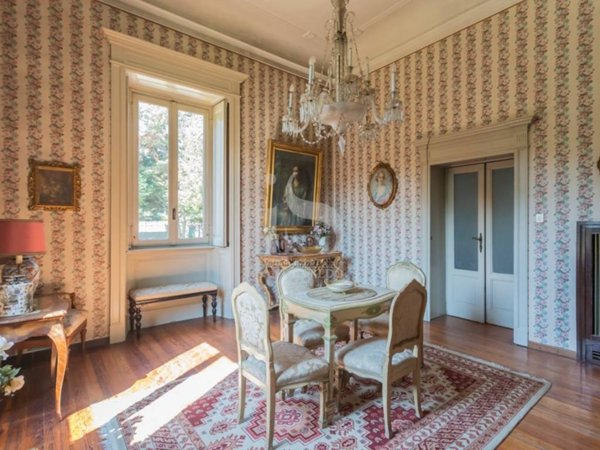 casa indipendente in vendita a Vimercate