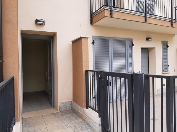 appartamento in vendita a Vimercate in zona Centro Storico
