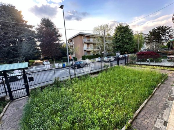 casa indipendente in vendita a Vimercate