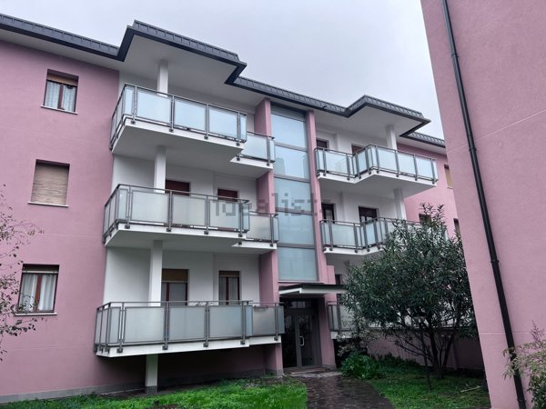 appartamento in vendita a Vimercate