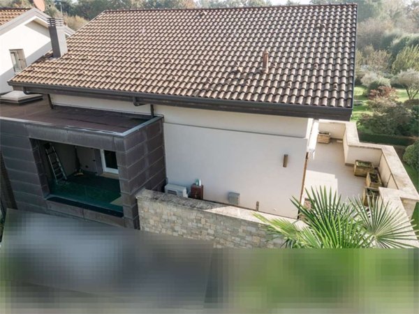 appartamento in vendita a Vimercate in zona Oreno