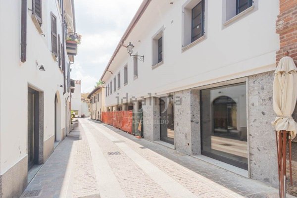ufficio in vendita a Vimercate