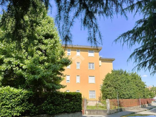 appartamento in vendita a Vimercate