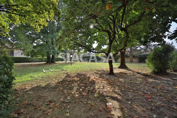 appartamento in vendita a Vimercate in zona Centro Storico