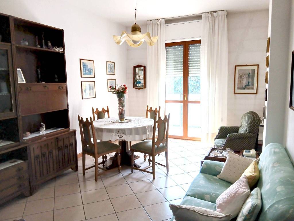 appartamento in vendita a Vimercate