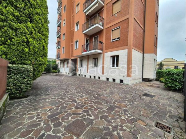 appartamento in vendita a Vimercate