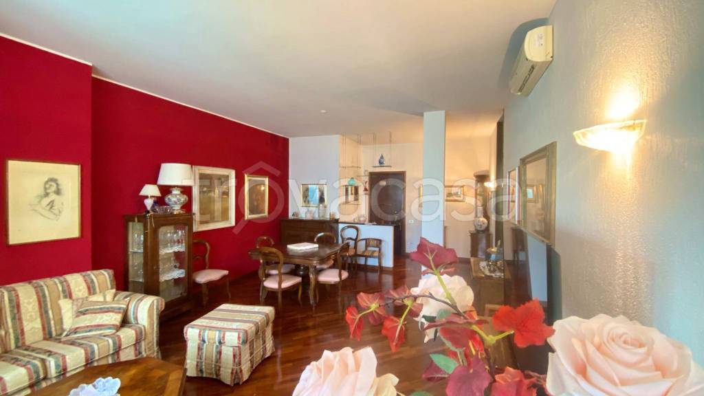 appartamento in vendita a Vimercate
