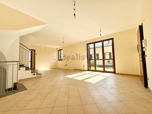 casa indipendente in vendita a Vimercate in zona Velasca