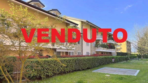appartamento in vendita a Vimercate in zona Centro Storico
