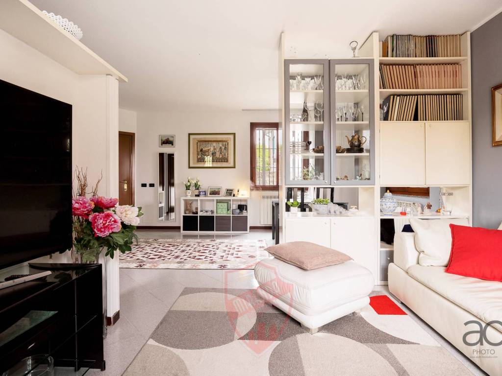 casa indipendente in vendita a Vimercate in zona Velasca