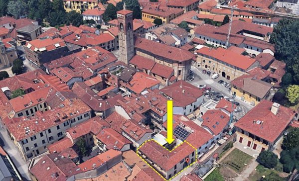 appartamento in vendita a Vimercate in zona Centro Storico