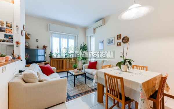 appartamento in vendita a Vimercate