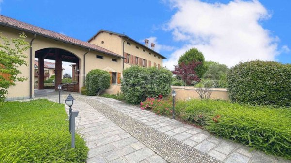 appartamento in vendita a Vimercate