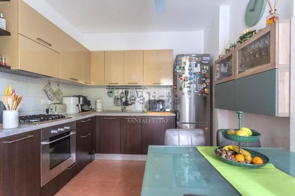 appartamento in vendita a Vimercate in zona Centro Storico