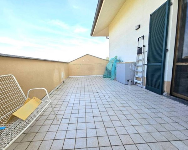 appartamento in vendita a Vimercate in zona Velasca