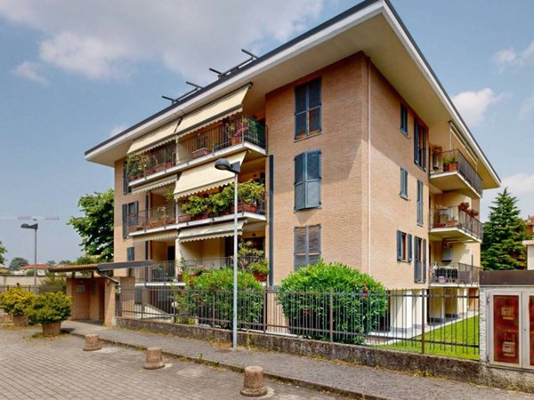 appartamento in vendita a Vimercate