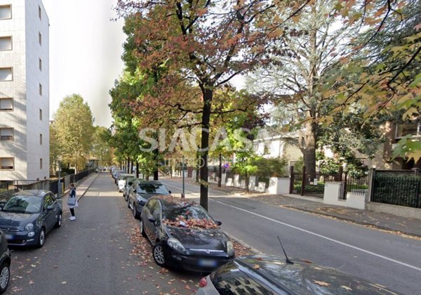 negozio in vendita a Vimercate