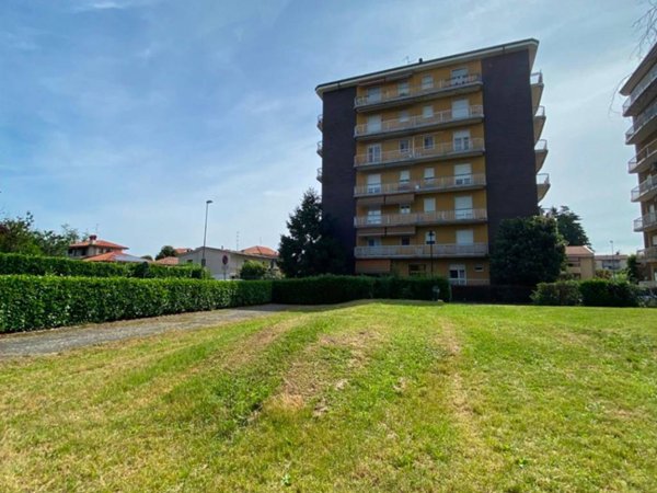 appartamento in vendita a Vimercate