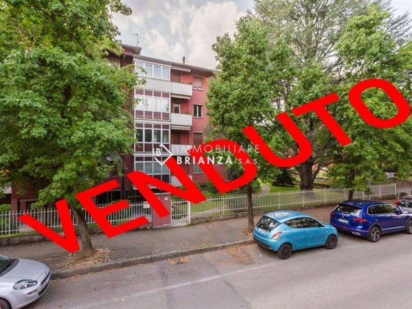 appartamento in vendita a Vimercate in zona Centro Storico