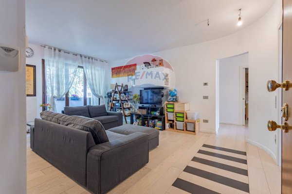 appartamento in vendita a Vimercate