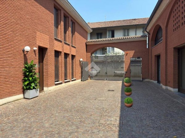 appartamento in vendita a Vimercate